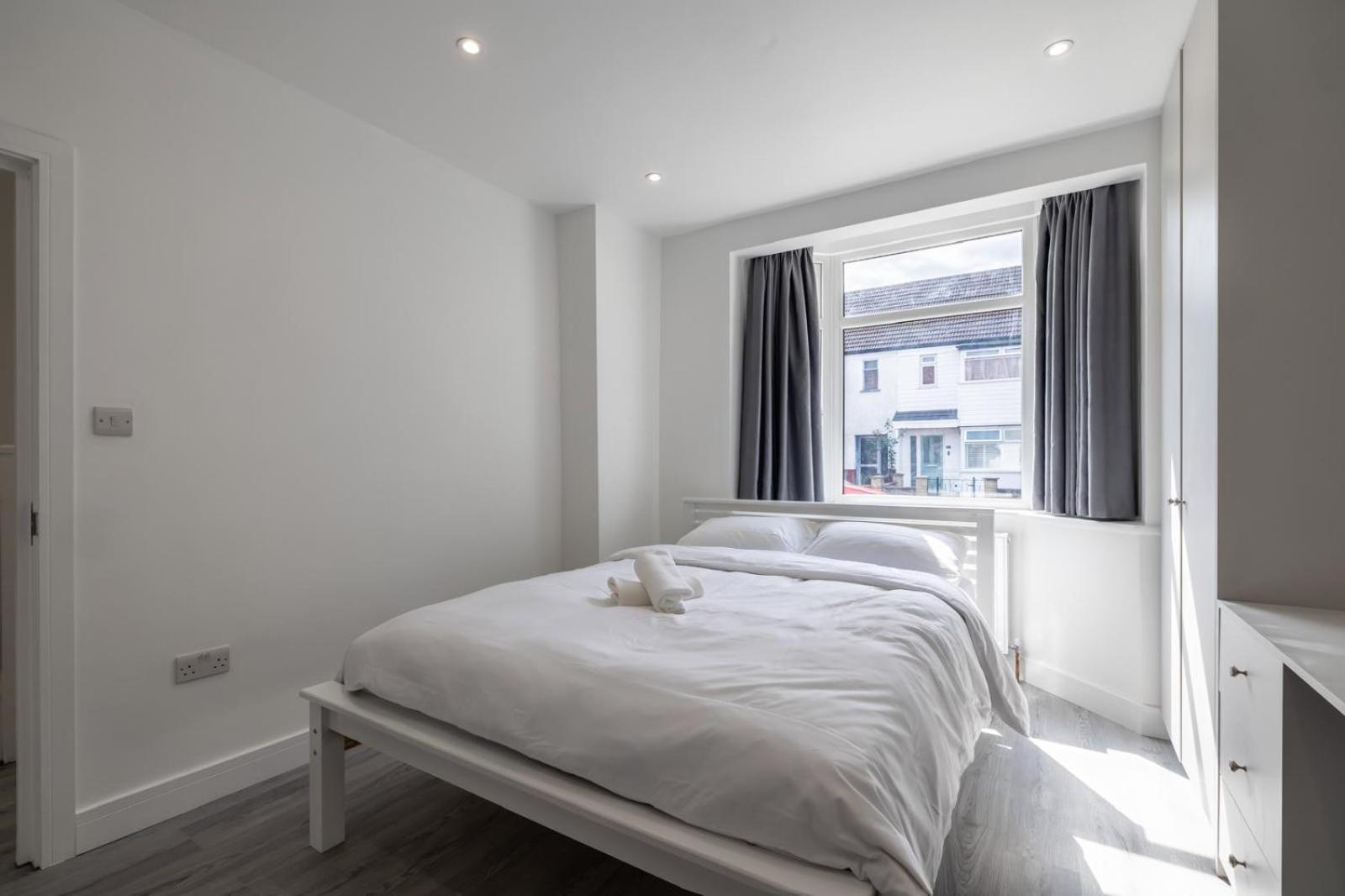 Modern Home With Driveway Parking For 2 Vehicles, Near Tottenham Hotspur Stadium, White Hart Lane Train Station Londres Exterior foto